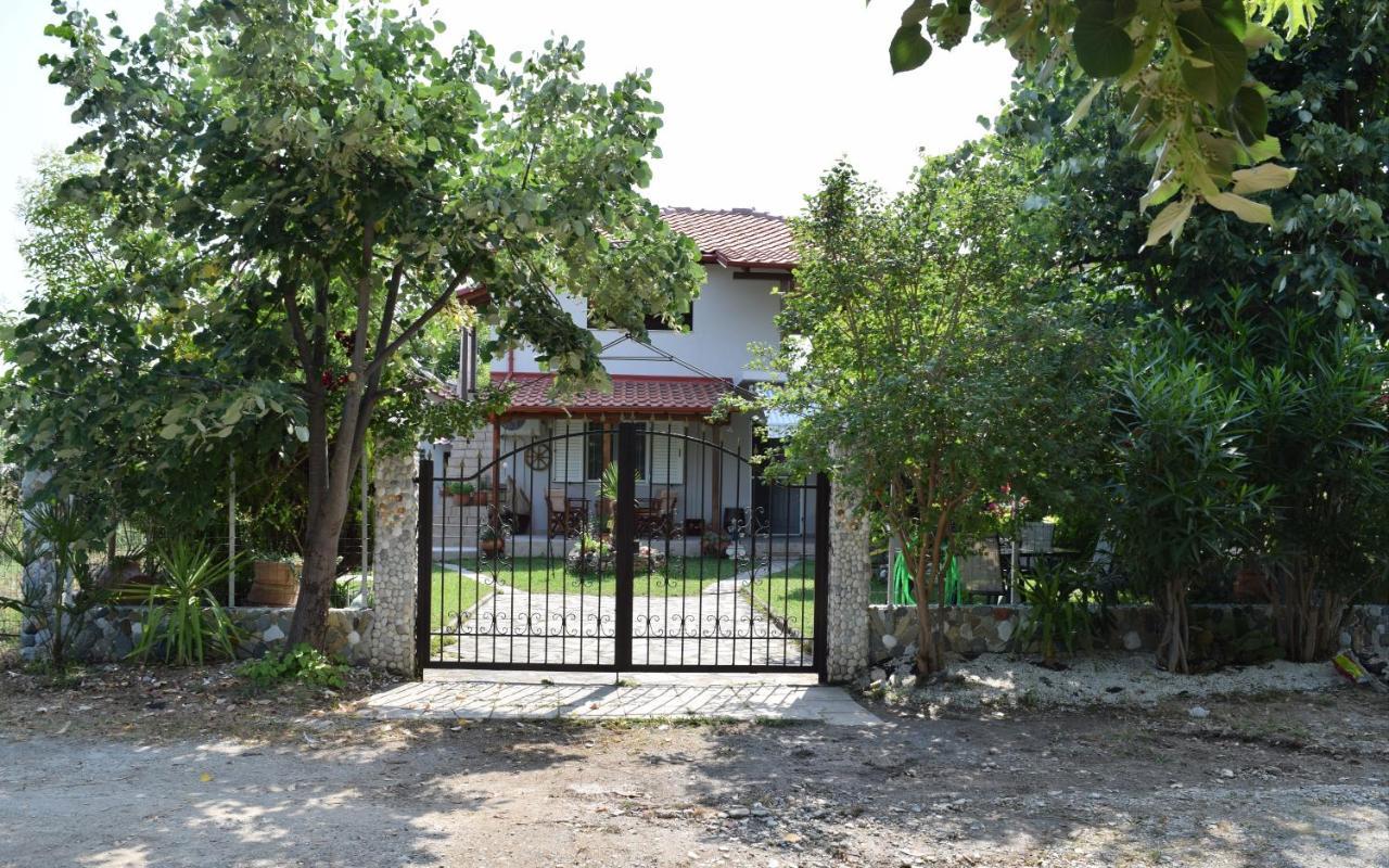 Villa Garden's Leptokarya (Pieria)